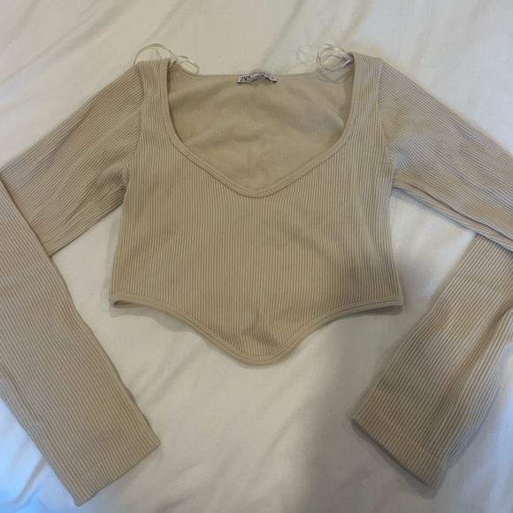 Zara Light Beige Textured Top - Picture 3 of 4